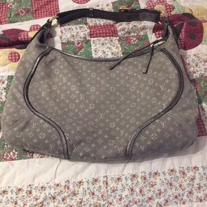 Authentis Louis Vuitton Platine Manon MM